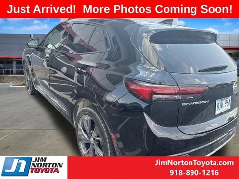 Used 2023 Buick Envision Preferred FWD image 5