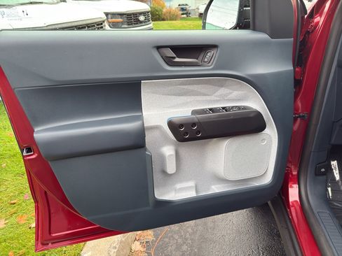 New 2025 Ford Maverick XLT w/ XLT Luxury Package image 13