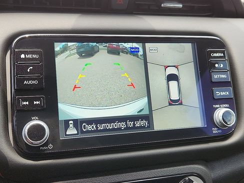 Used 2024 Nissan Kicks SR image 8