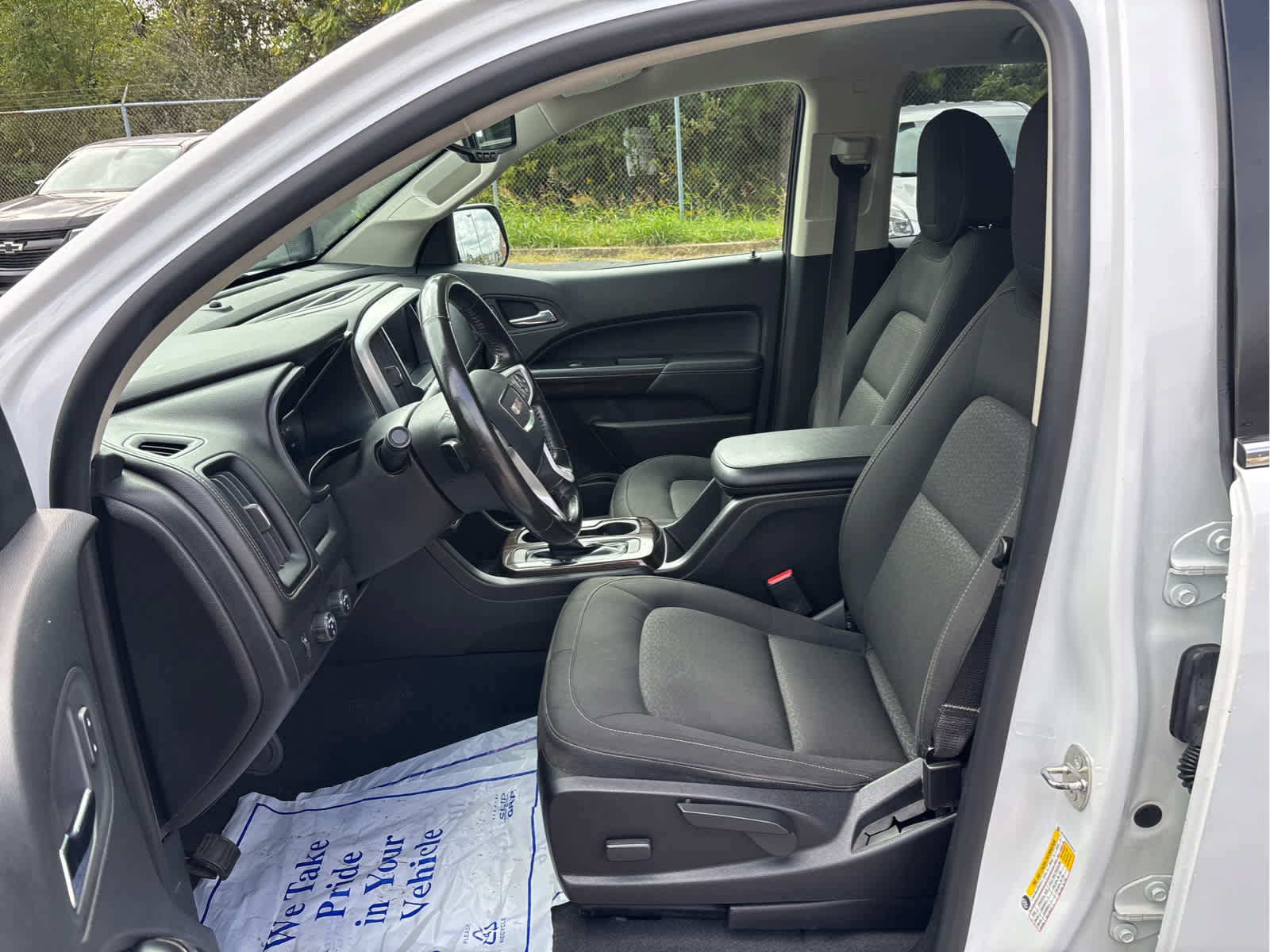 Used 2019 GMC Canyon SLE AWD/4WD image 19