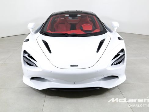 Used 2024 McLaren 750S image 4