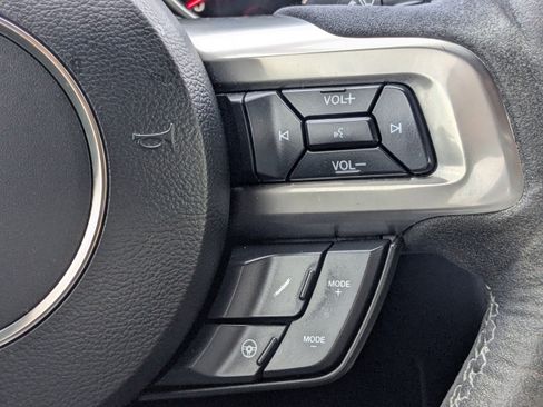 Used 2018 Ford Mustang Shelby GT350 w/ Convenience Package image 28