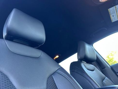 Used 2025 Jeep Compass Latitude w/ Convenience Group image 19