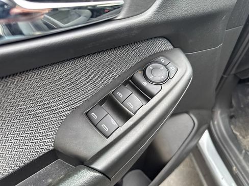 Used 2025 Chevrolet TrailBlazer LS w/ LS Convenience Package AWD/4WD image 19