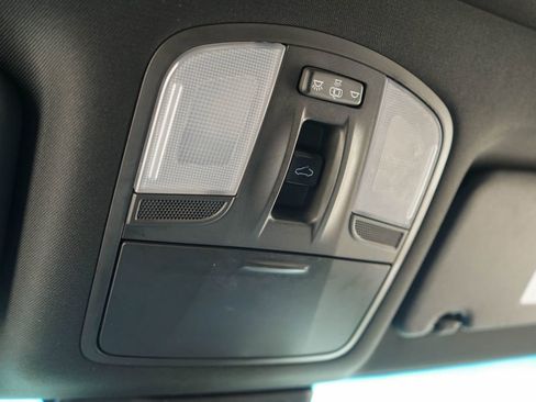 Used 2019 Hyundai Veloster Turbo image 31