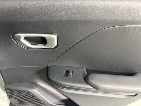 New 2026 Kia K4 FWD image 15