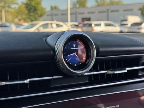 Used 2023 Maserati Grecale Modena image 19