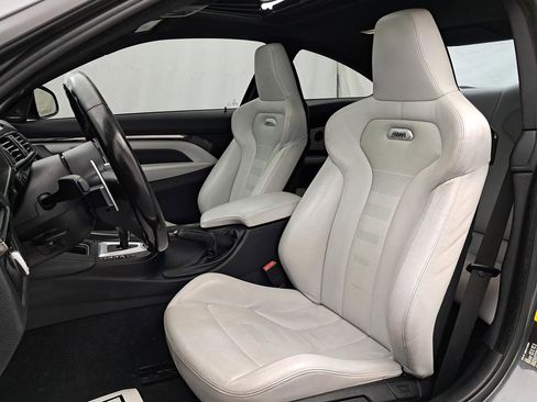 Used 2015 BMW M4 Coupe image 9