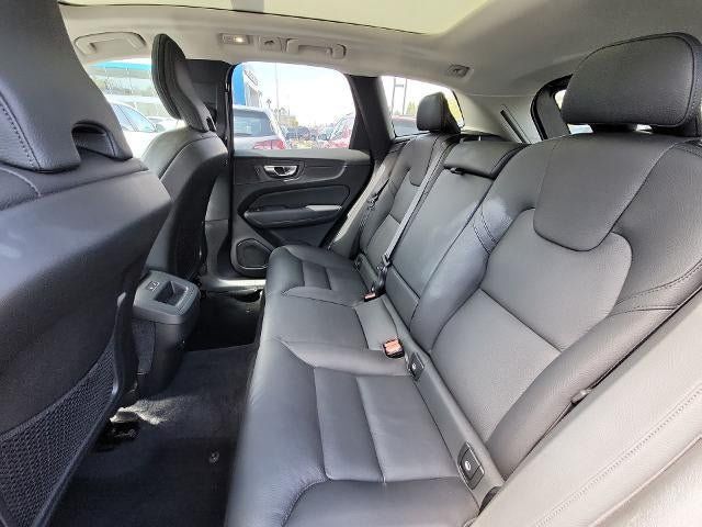 Used 2025 Volvo XC60 B5 Plus AWD/4WD image 23