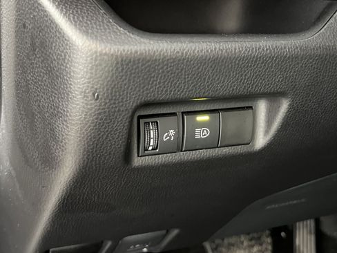 Used 2025 Toyota RAV4 LE FWD image 29