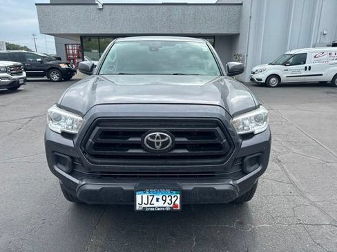 Used 2020 Toyota Tacoma SR AWD/4WD image 2