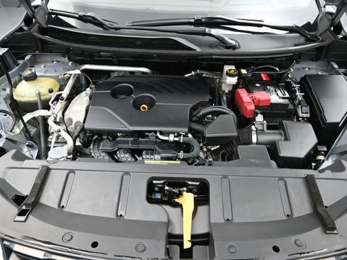 Used 2021 Nissan Rogue Platinum image 23