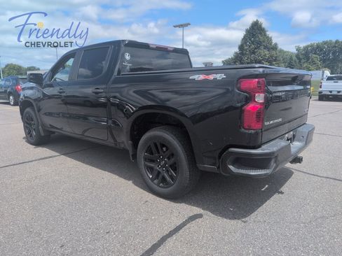 Used 2023 Chevrolet Silverado 1500 Custom AWD/4WD image 2