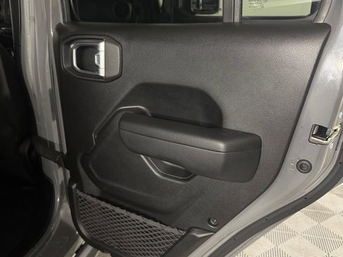 Certified 2023 Jeep Wrangler Unlimited AWD/4WD image 36
