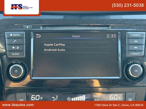 Used 2020 Nissan Rogue SV image 16