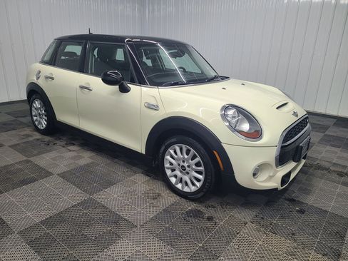 Used 2015 MINI Cooper S image 13