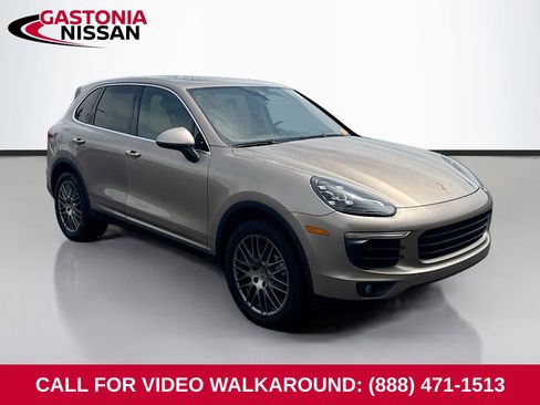 Used 2018 Porsche Cayenne S w/ Premium Package Plus AWD/4WD image 1