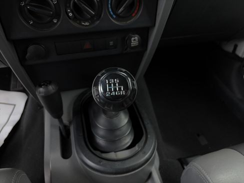 Used 2007 Jeep Wrangler X image 14