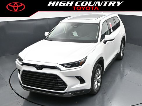 New 2026 Toyota Grand Highlander FWD image 28