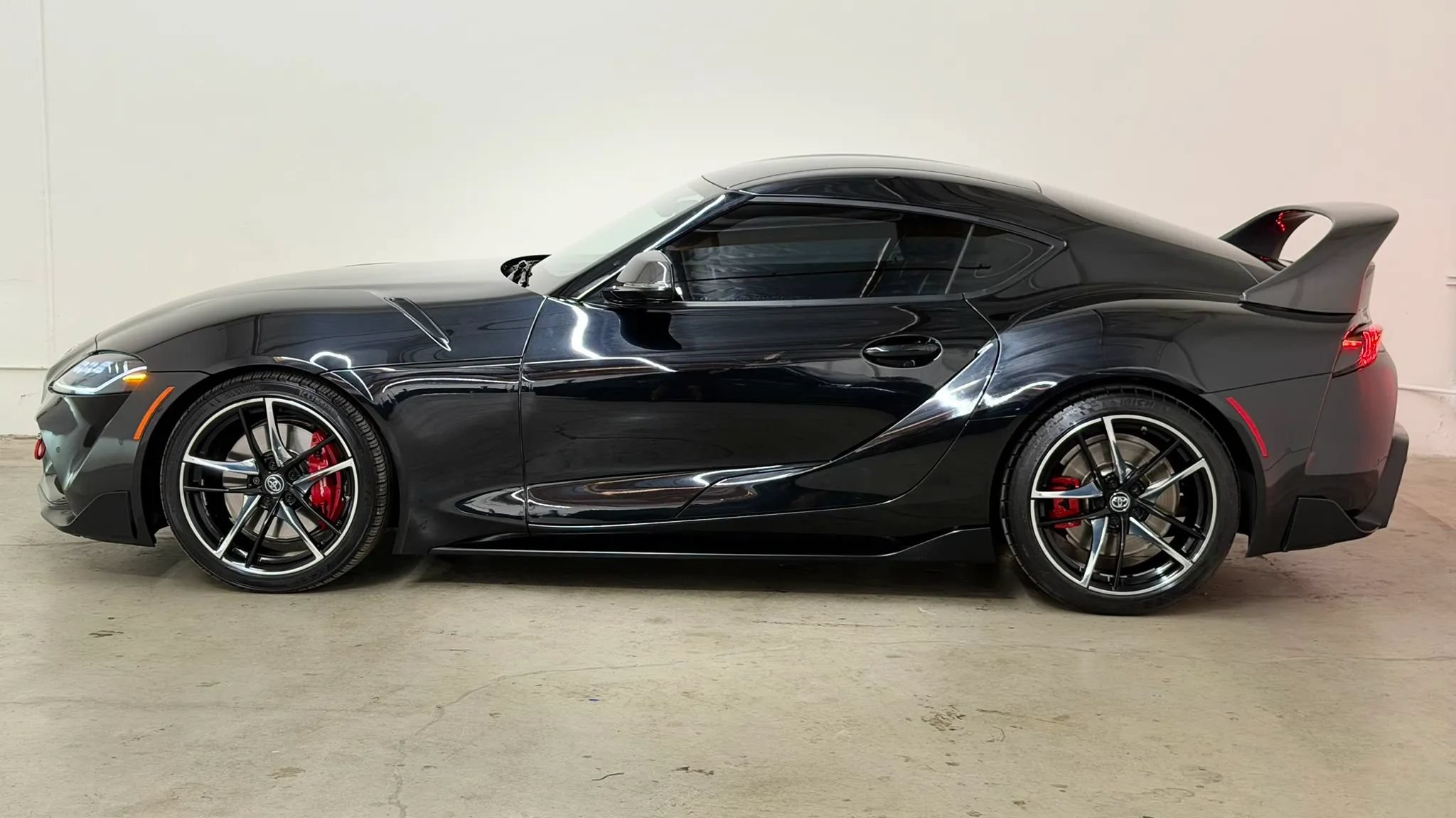 Used 2021 Toyota Supra Premium w/ Driver Assist Package RWD image 12