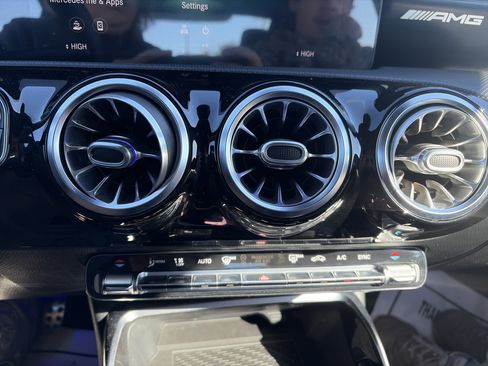 Used 2021 Mercedes-Benz CLA 45 AMG 4MATIC image 30