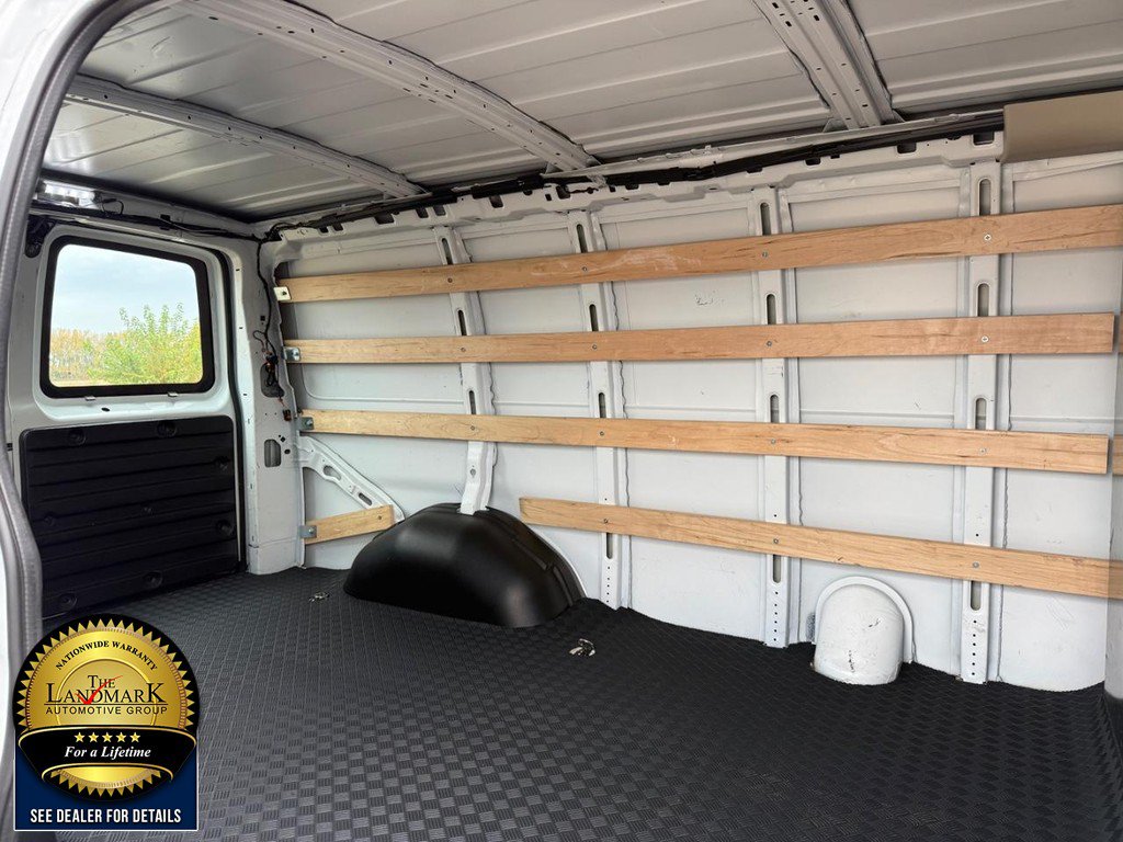 Used 2025 GMC Savana 2500 w/ Driver Convenience Package RWD image 13