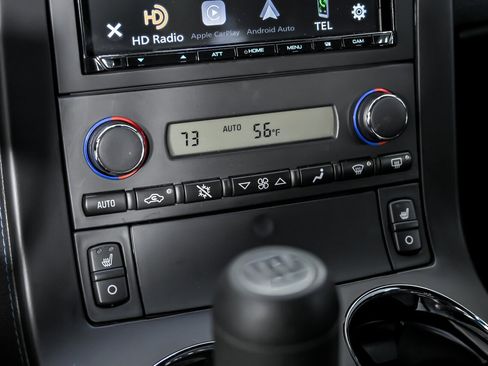 Used 2015 Chevrolet Corvette Stingray Coupe w/ 2LT Preferred Equipment Group image 38