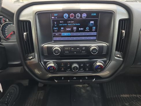 Used 2018 Chevrolet Silverado 1500 LT w/ All Star Edition AWD/4WD image 8