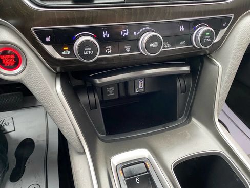 Used 2018 Honda Accord EX-L image 21
