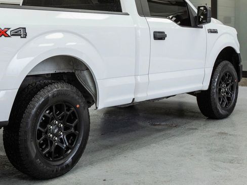 Used 2016 Ford F150 XL w/ Equipment Group 101A Mid image 31