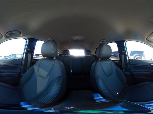 Used 2025 Buick Encore GX Preferred image 41