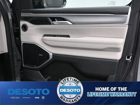 New 2026 Jeep Grand Wagoneer Limited AWD/4WD image 11