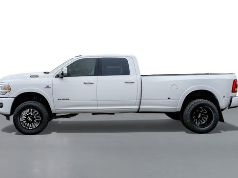 Used 2020 RAM 3500 Laramie image 11