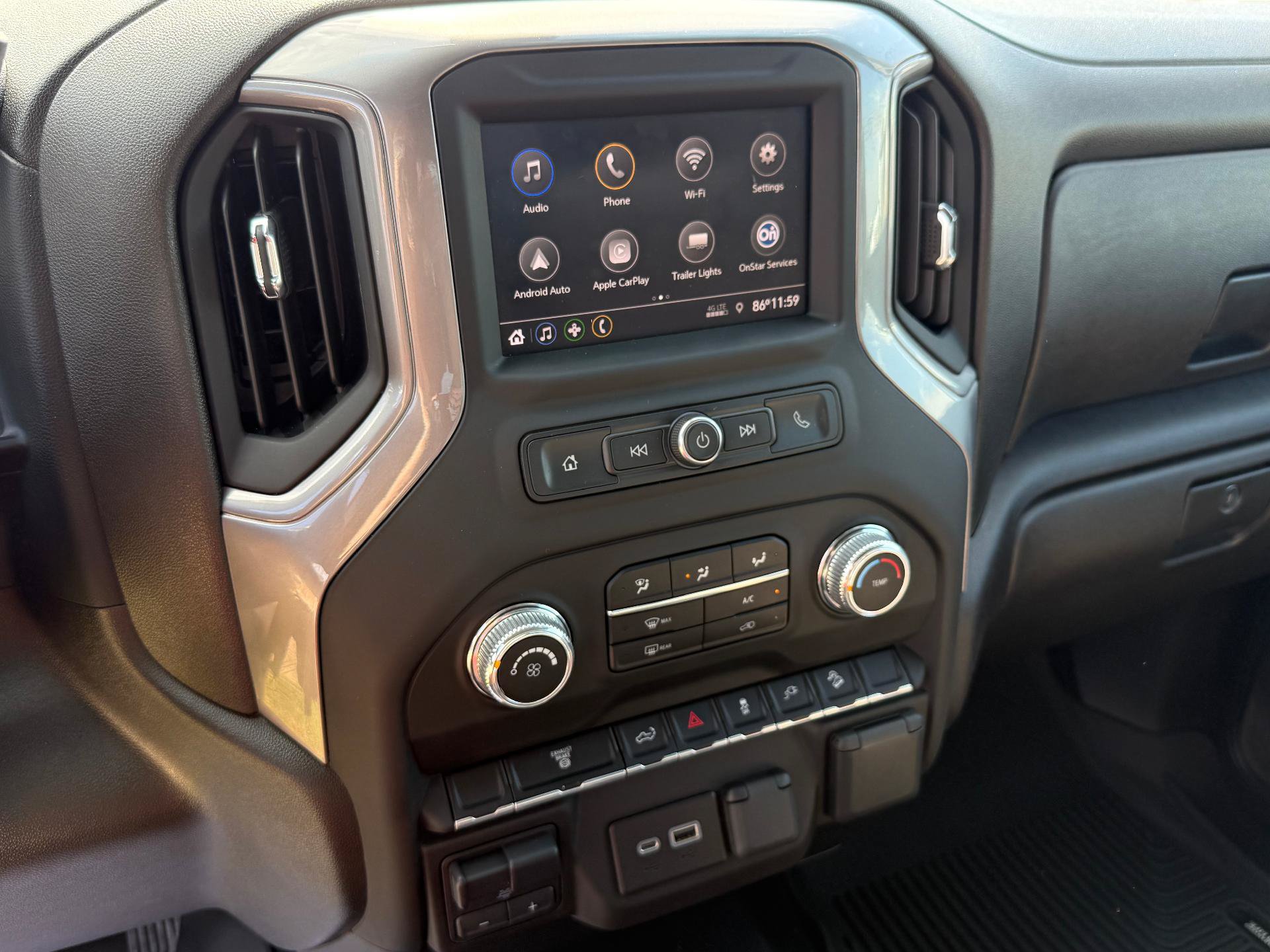 Used 2023 GMC Sierra 2500 Pro w/ Gooseneck/5TH Wheel Package AWD/4WD image 14