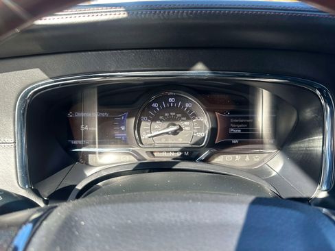 Used 2016 Lincoln Navigator L Reserve image 20