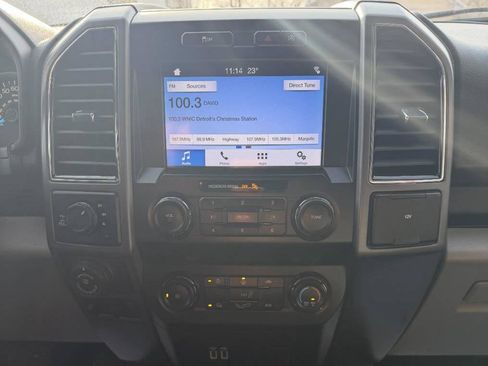 Used 2019 Ford F150 XLT w/ Max Trailer Tow Package image 16