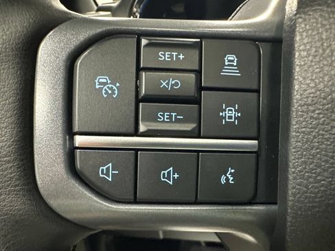 Used 2025 Ford F150 Lariat w/ Equipment Group 501A Mid AWD/4WD image 19