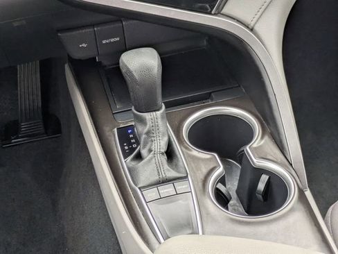 Used 2024 Toyota Camry LE w/ Convenience Package image 13