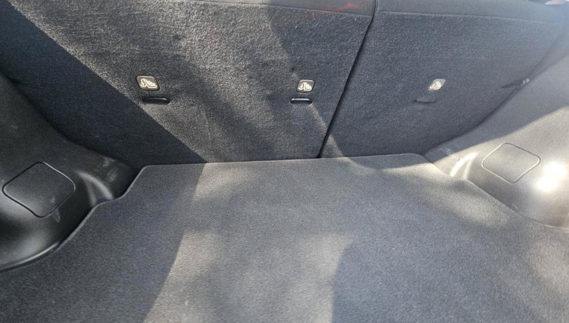 Used 2014 Nissan Juke S FWD image 18
