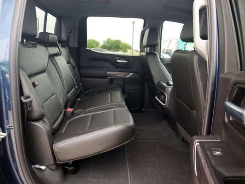 Used 2021 Chevrolet Silverado 1500 LTZ image 27