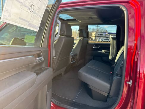 New 2026 GMC Sierra 2500 SLT w/ SLT Premium Package image 12