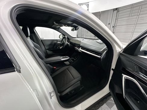 Used 2025 BMW X2 xDrive28i image 31