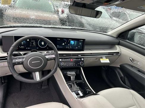 New 2026 Hyundai Tucson SEL image 8