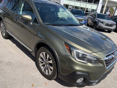 Used 2019 Subaru Outback 3.6R Touring image 1