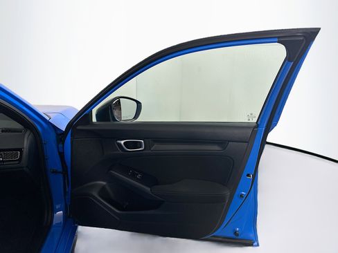 Used 2023 Honda Civic Sport image 28