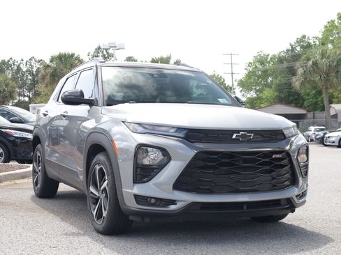 Used 2023 Chevrolet TrailBlazer RS w/ Convenience Package FWD image 7