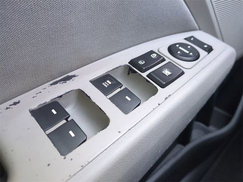 Used 2018 Hyundai Elantra SEL image 24