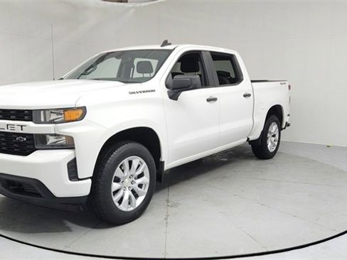 Used 2021 Chevrolet Silverado 1500 Custom w/ LPO, Dark Essentials Package image 1