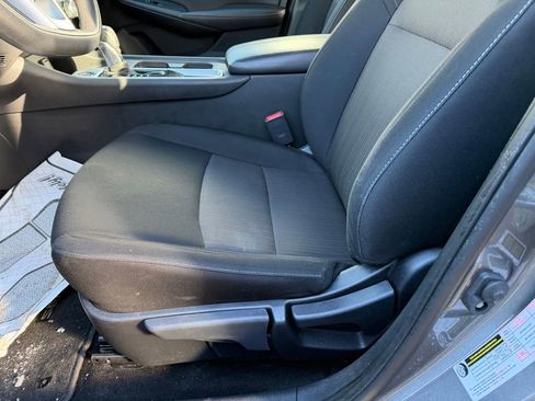 Used 2023 Nissan Sentra SV image 11