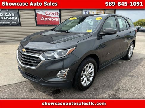 Used 2018 Chevrolet Equinox LS FWD image 1